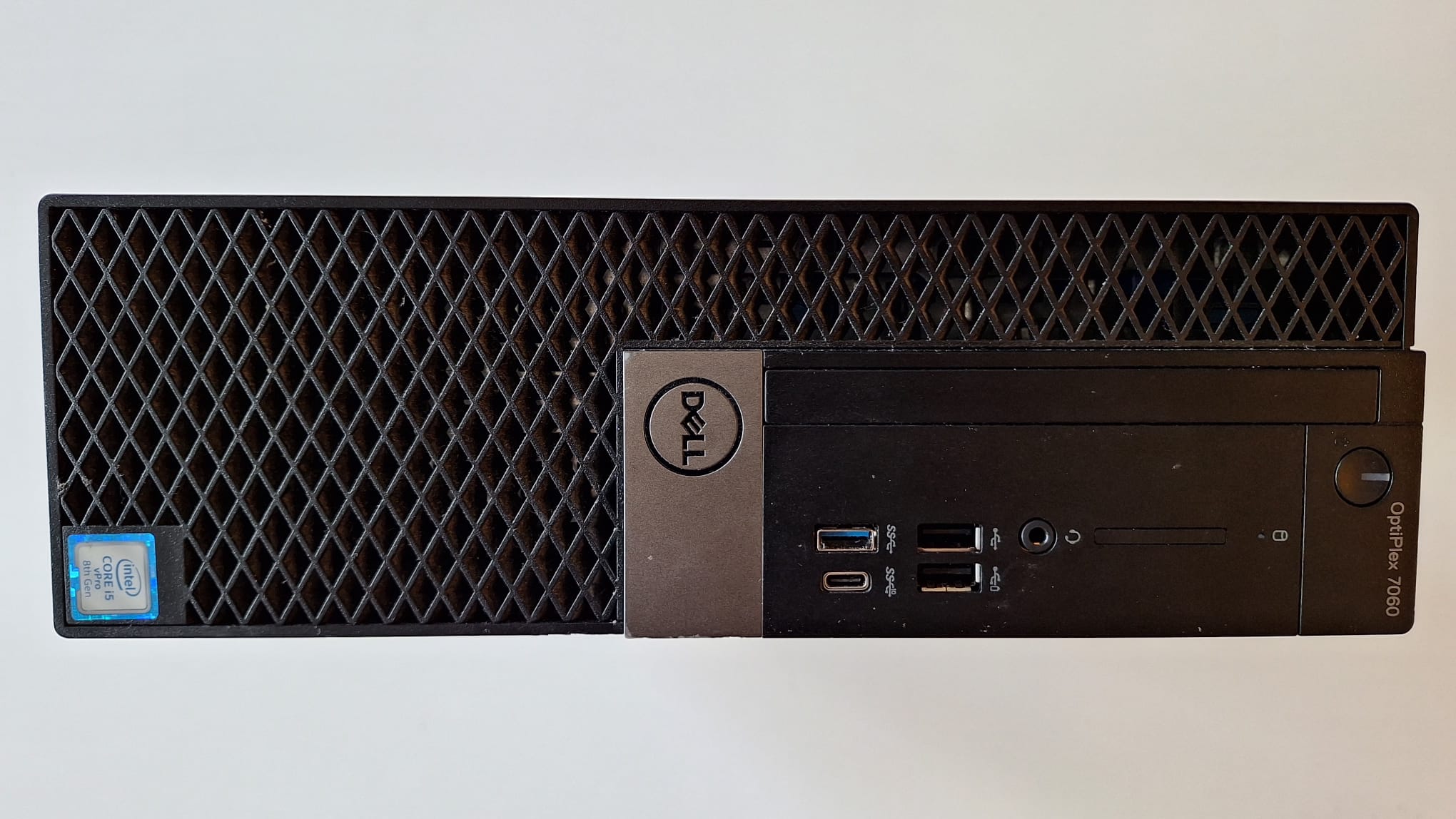 Dell OptiPlex 7060 front view
