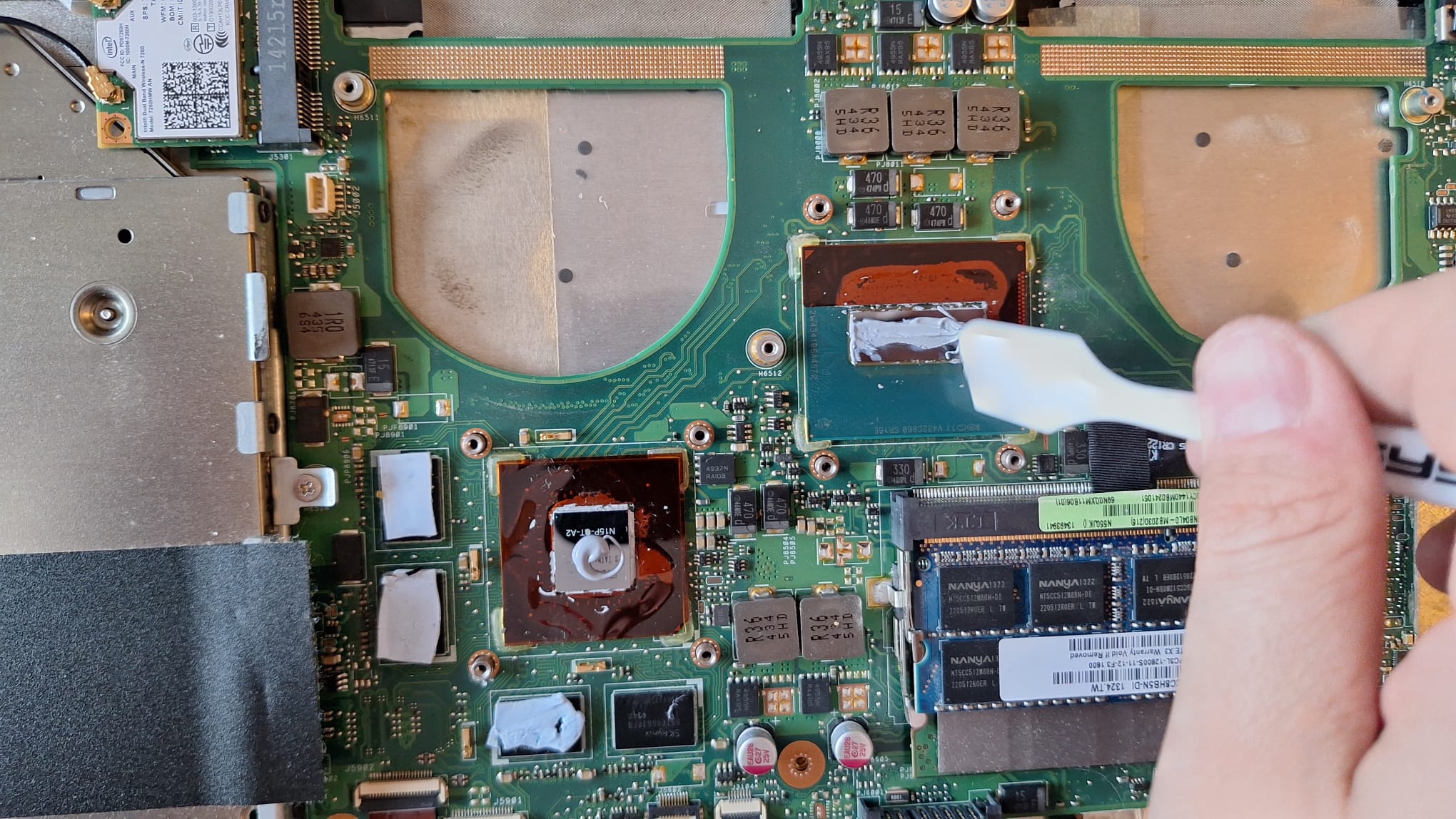 Thermal paste spread